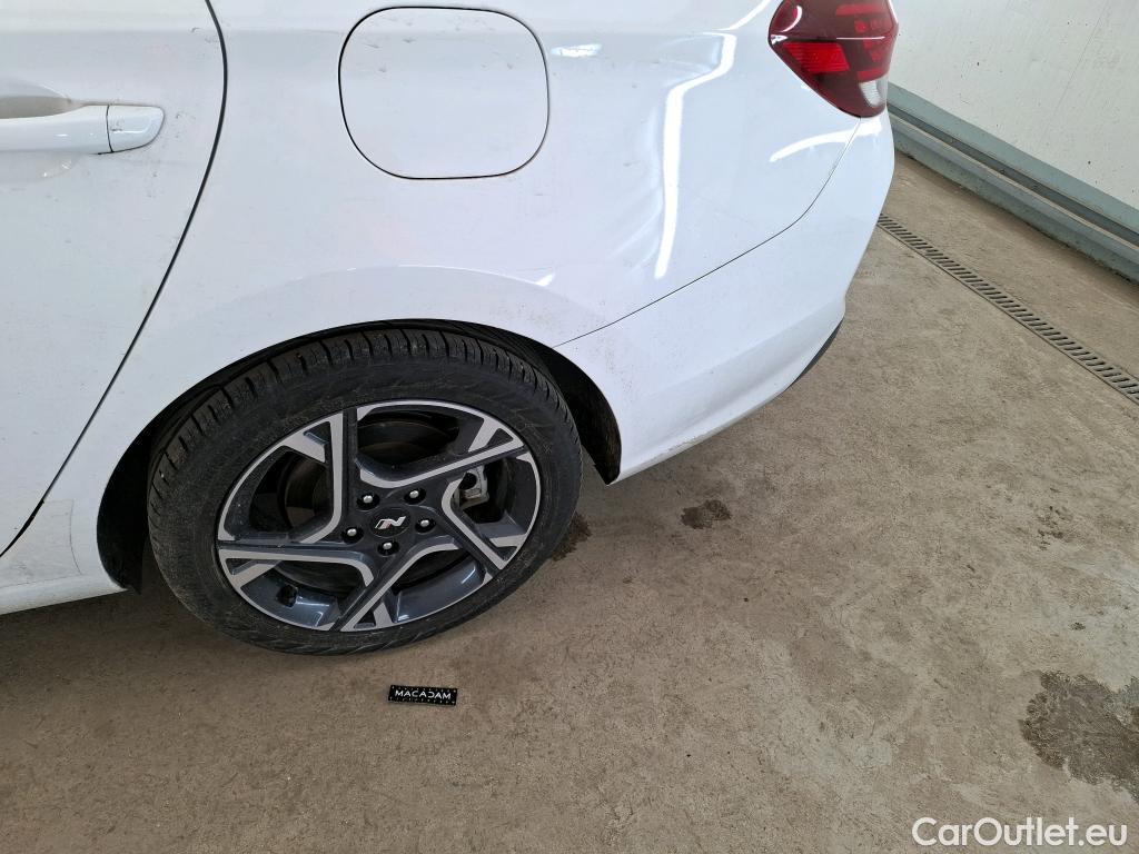  Hyundai  i30 HYUNDAI  Sport Wagon / 2020 / 5P / Break 1.0 T-GDI 120 MHEV DCT-7 N LINE SW #36
