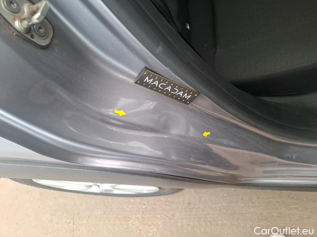  Citroen  C3  Shine Business 1.2 PureTech 80CV BVM5 E6 #37