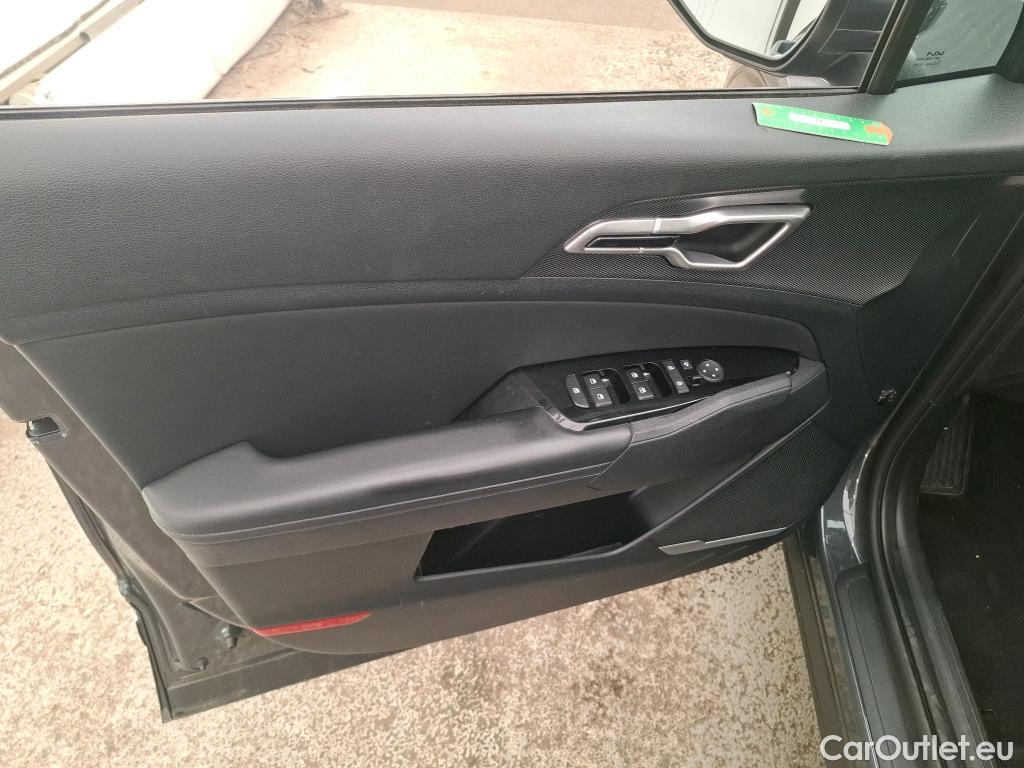  KIA  Sportage  Design 1.6 CRDi 135CV BVA7 E6d #44