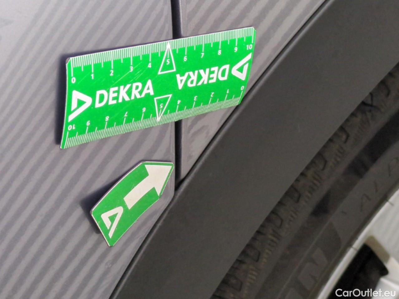  Peugeot  3008  Active Business 1.5 HDi 130CV BVM6 E6d #42