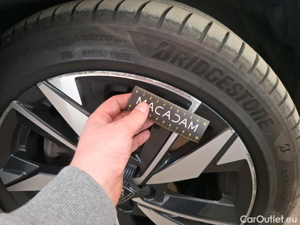  Peugeot  308  SW Allure 1.2 PureTech 130CV BVA8 E6d #12