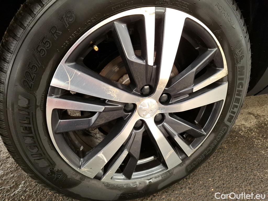  Peugeot  5008  Allure Business 1.5 HDi 130CV BVA8 E6d #38