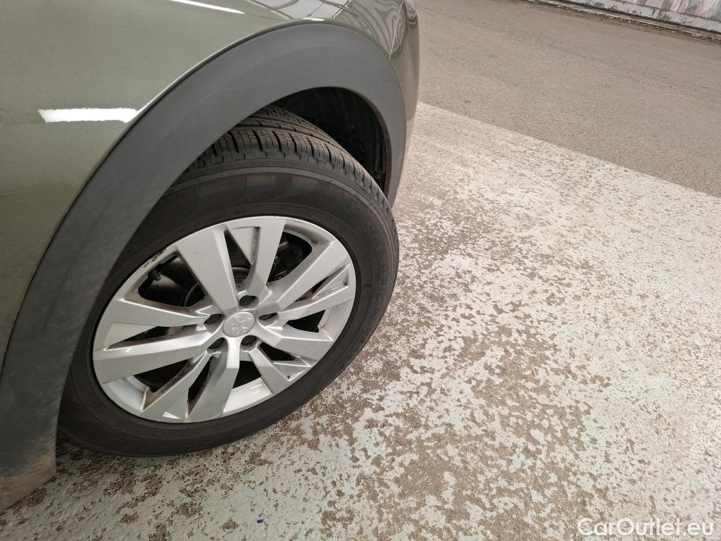 Peugeot  5008  Active Business 1.2 PureTech 130CV BVM6 7 Sieges E6 #54