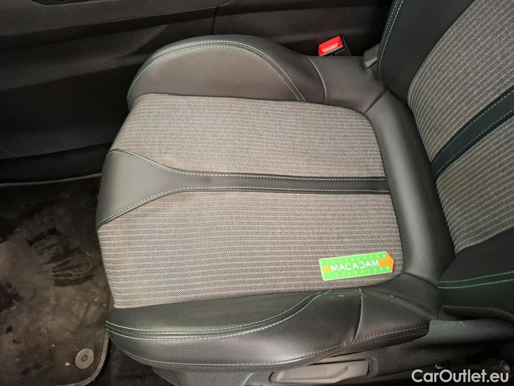 Peugeot  5008  Allure 1.2 PureTech 130CV BVA8 7 Sieges E6d #3