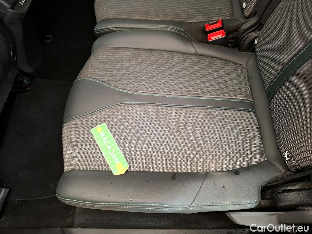  Peugeot  5008  Allure 1.2 PureTech 130CV BVA8 7 Sieges E6d #17