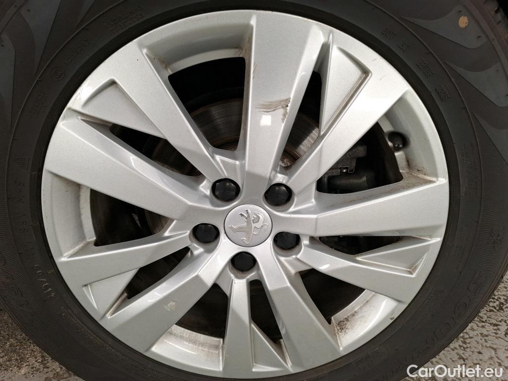 Peugeot  5008  Active Business 1.2 PureTech 130CV BVM6 7 Sieges E6 #60
