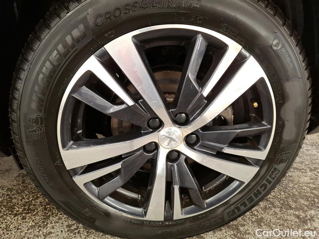 Peugeot  5008  Allure Business 1.5 HDi 130CV BVA8 E6d #31