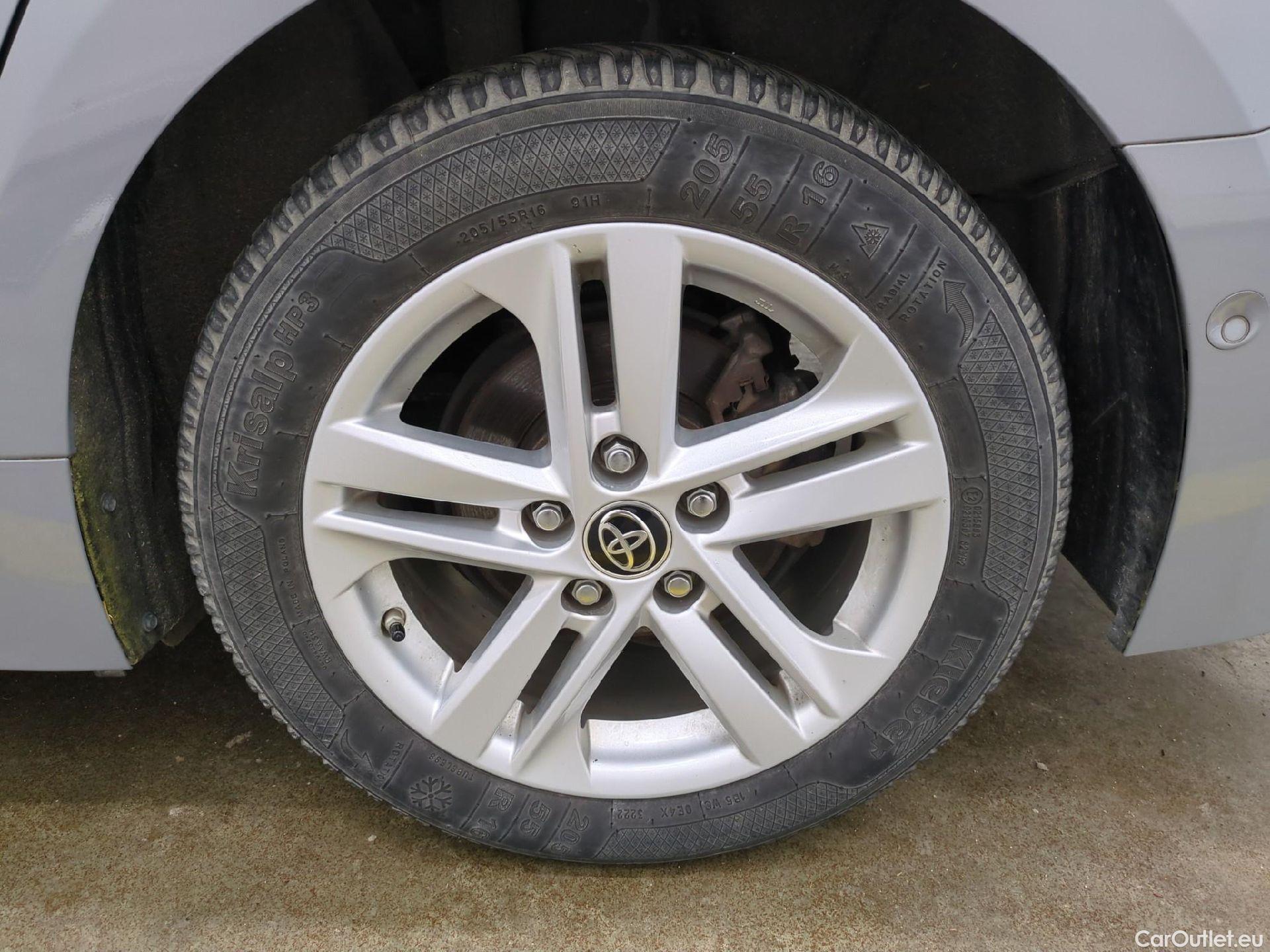  Toyota  Corolla TOYOTA  Touring Sports / 2018 / 5P / Break Hybride 122h Dynamic Business Stage Acad #3