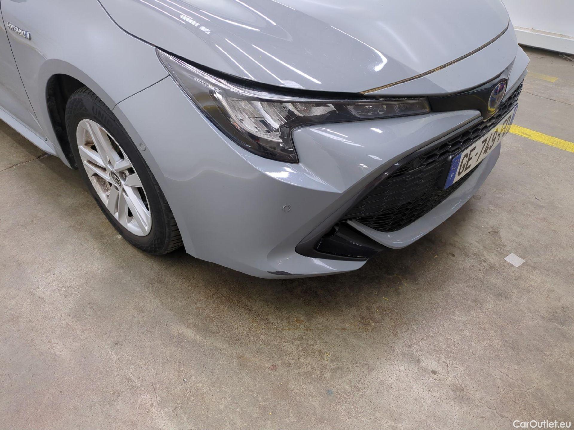  Toyota  Corolla TOYOTA  Touring Sports / 2018 / 5P / Break Hybride 122h Dynamic Business Stage Acad #17