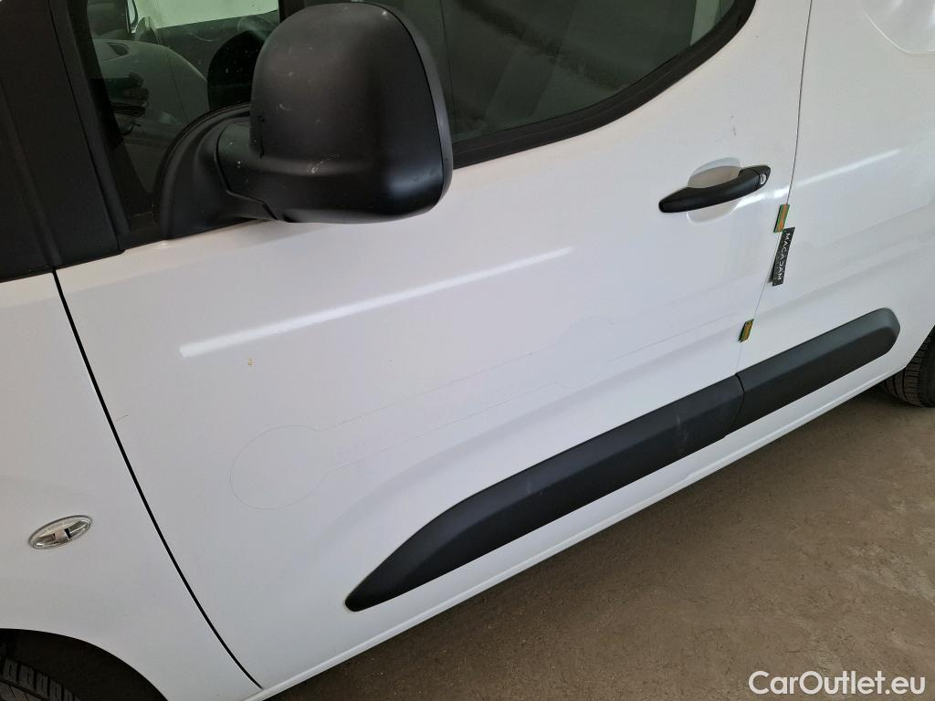 Citroen  Berlingo  Fourgon Club M 650 1.5 BlueHDi 100CV BVM5 E6dT #24