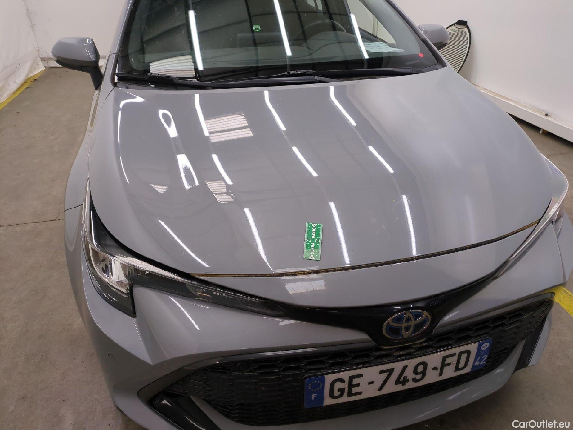  Toyota  Corolla TOYOTA  Touring Sports / 2018 / 5P / Break Hybride 122h Dynamic Business Stage Acad #49