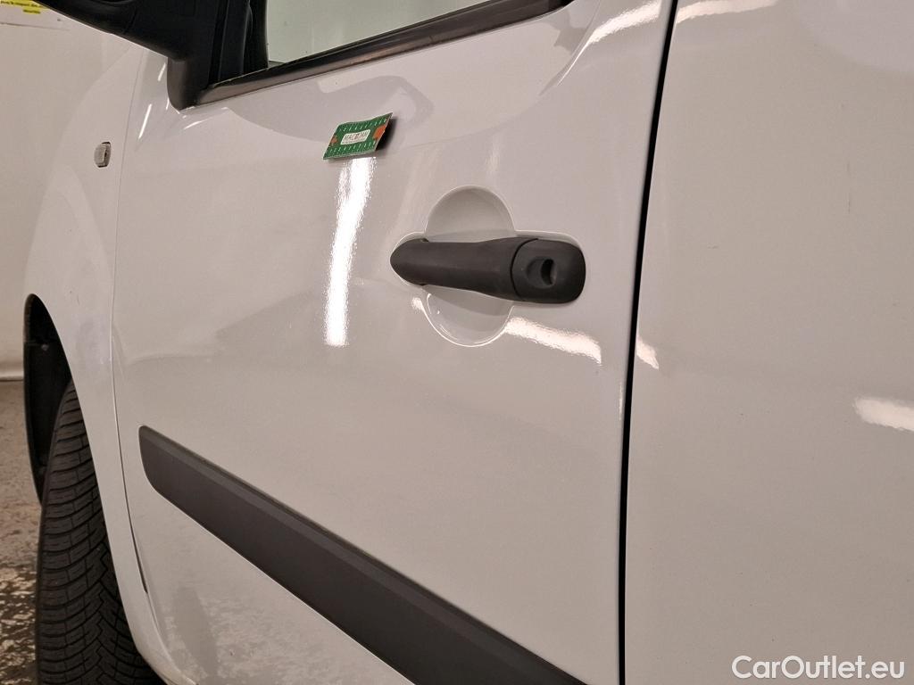  Renault  Kangoo RENAULT  Express / 2013 / 4P / Fourgonnette Extra R-Link dCi 75 #17