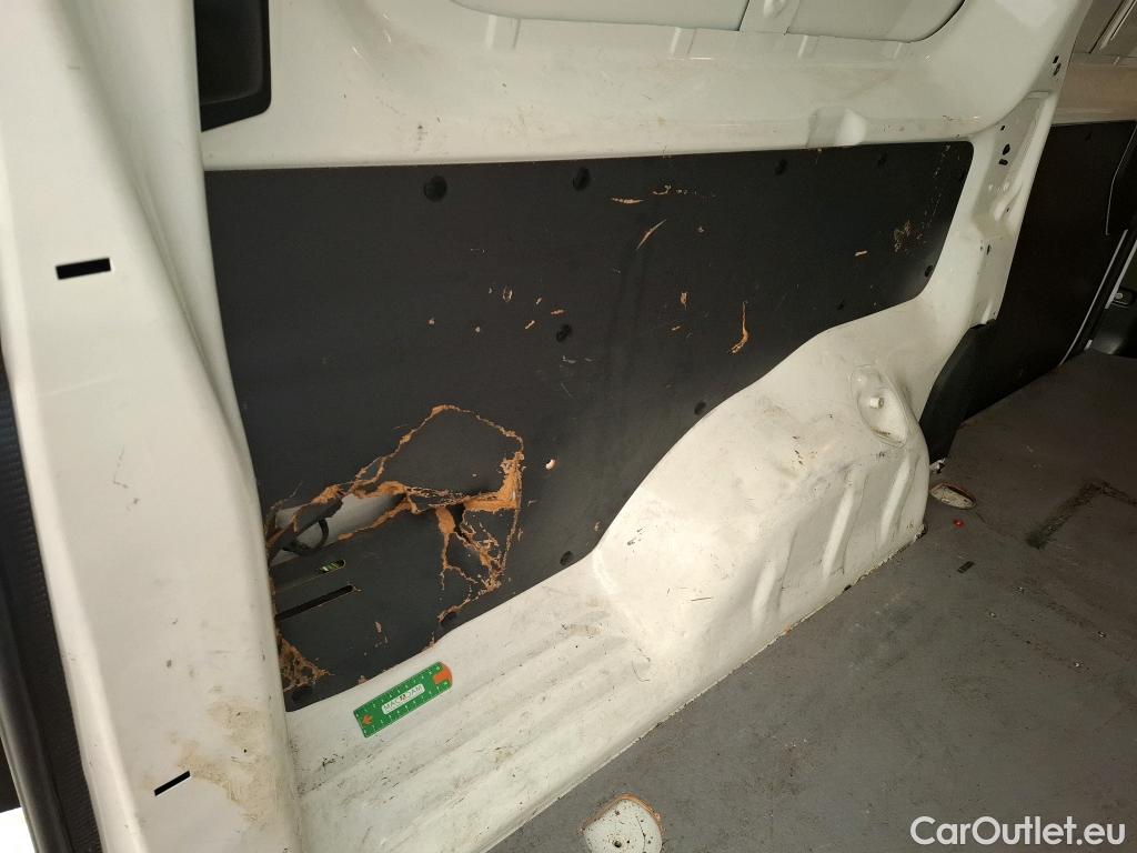  Peugeot  Expert  Fourgon Asphalt L3 2.0 HDi 120CV BVM6 E6d #21