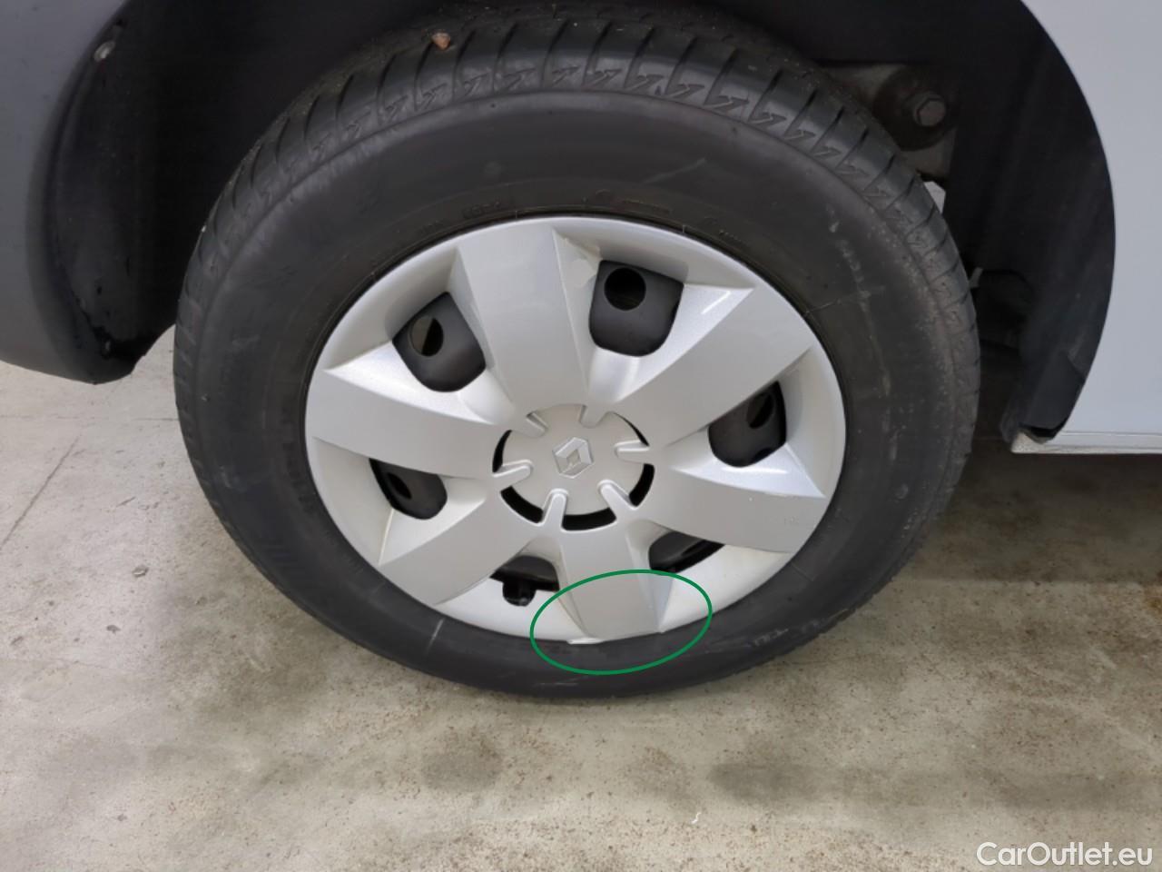  Renault  Kangoo RENAULT  Express / 2013 / 4P / Fourgonnette Extra R-Link dCi 90 #30