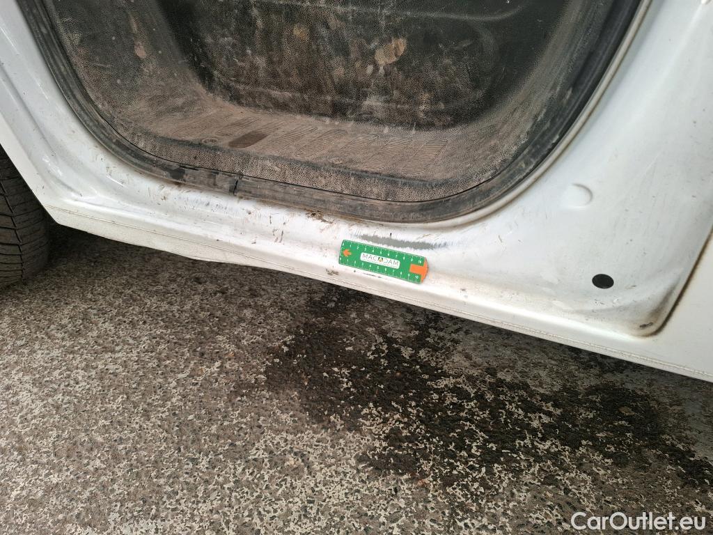  Renault  Master  III Fourgon L2H2 3 5 Grand Confort dCi 135CV BVM6 E6dT #29