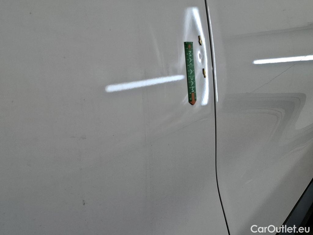  Peugeot  Expert PEUGEOT  VU 4p Fourgon 2.0 BlueHDi 120 S&S Standard Premium P. #26