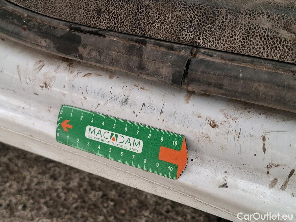  Renault  Master  III Fourgon L2H2 3 5 Grand Confort dCi 135CV BVM6 E6dT #31