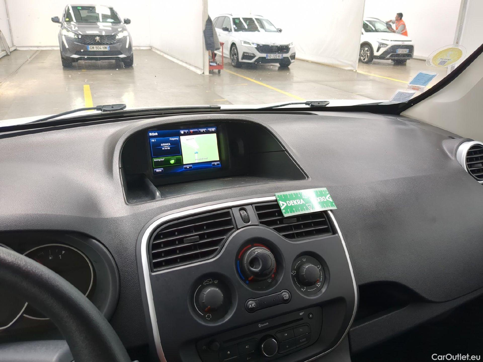  Renault  Kangoo RENAULT  Express / 2013 / 4P / Fourgonnette Extra R-Link dCi 90 #12