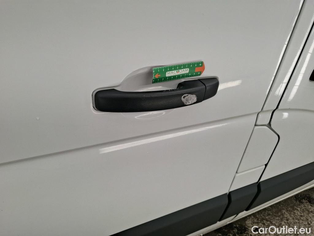  Renault  Master  III Fourgon L2H2 3 5 Grand Confort dCi 135CV BVM6 E6dT #37