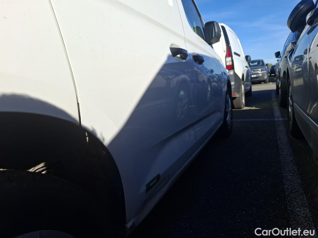  Volkswagen  Caddy VOLKSWAGEN  Cargo / 2020 / 4P / Fourgonnette 2.0 TDI 75ch Business #13