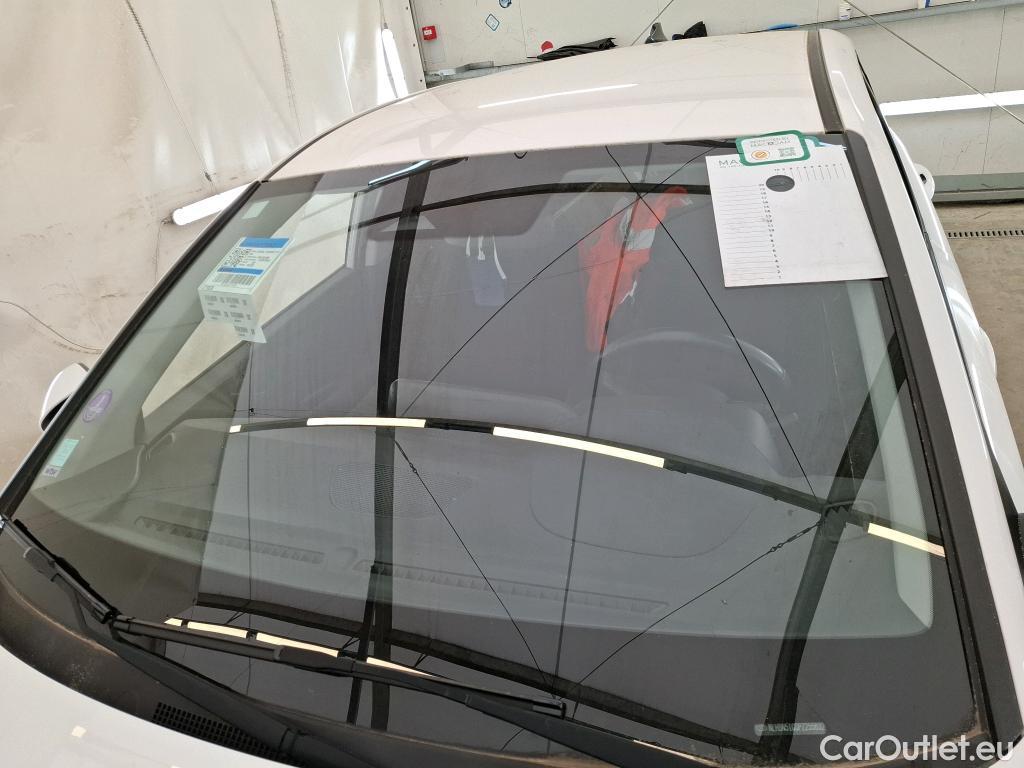  Hyundai  i20 HYUNDAI  / 2020 / 5P / Berline 1.0 T-GDI 100 HYBRID 48V Business DCT-7 TVU #12