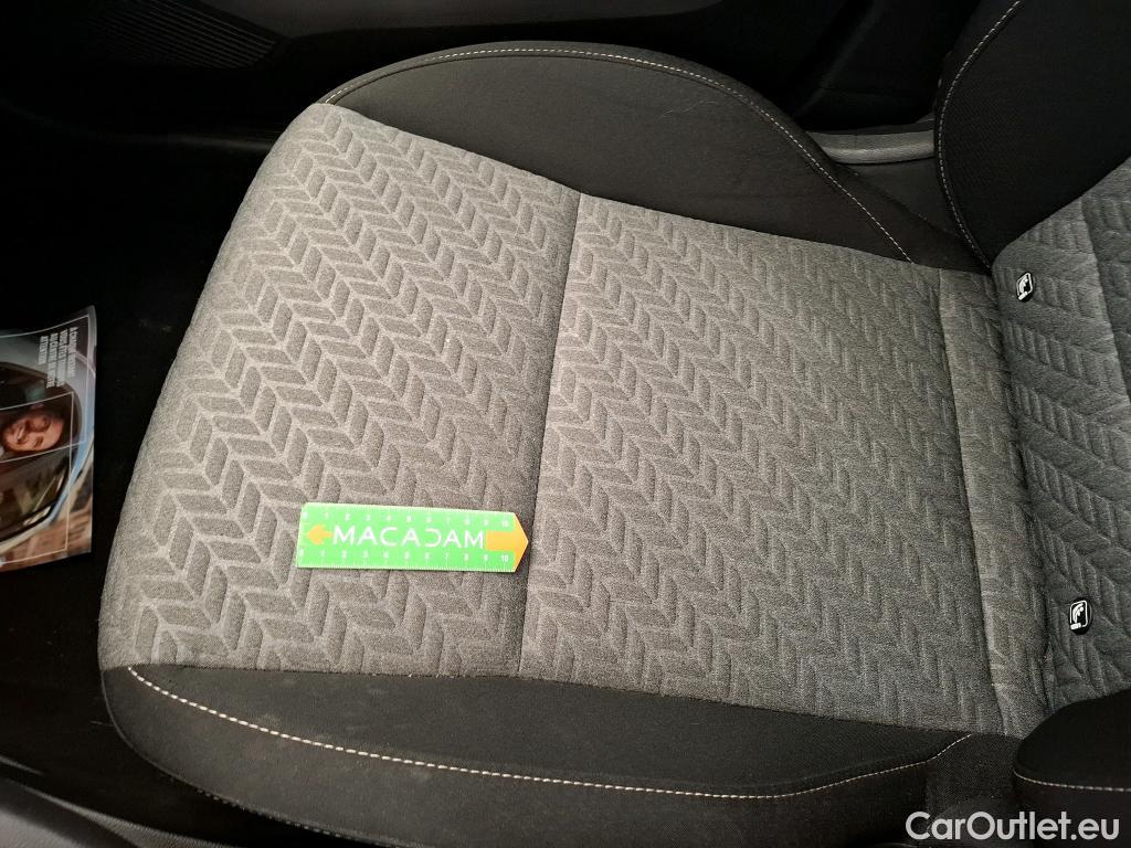  Renault  Clio RENAULT  / 2019 / 5P / Berline Evolution Blue dCi 100 #16