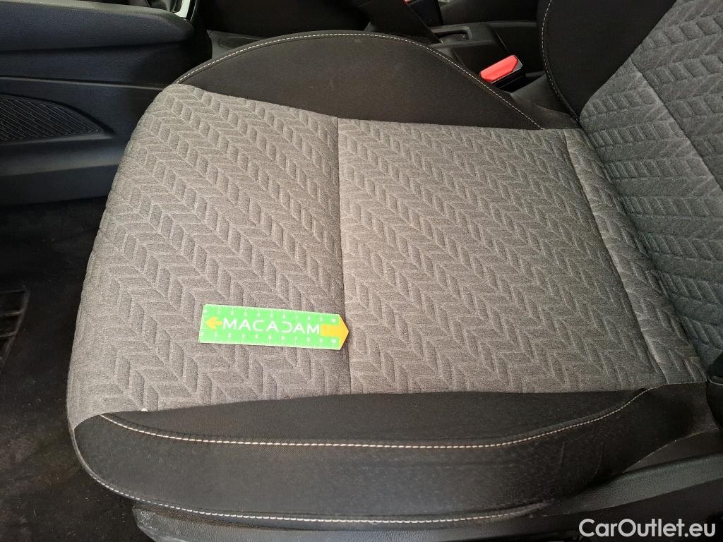  Renault  Clio RENAULT  / 2019 / 5P / Berline Evolution Blue dCi 100 #17