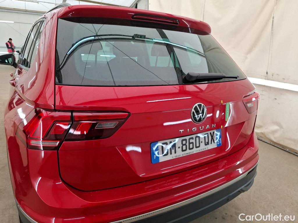  Volkswagen  Tiguan VOLKSWAGEN  / 2020 / 5P / SUV 2.0 TDI 150 DSG7 Life Business #17