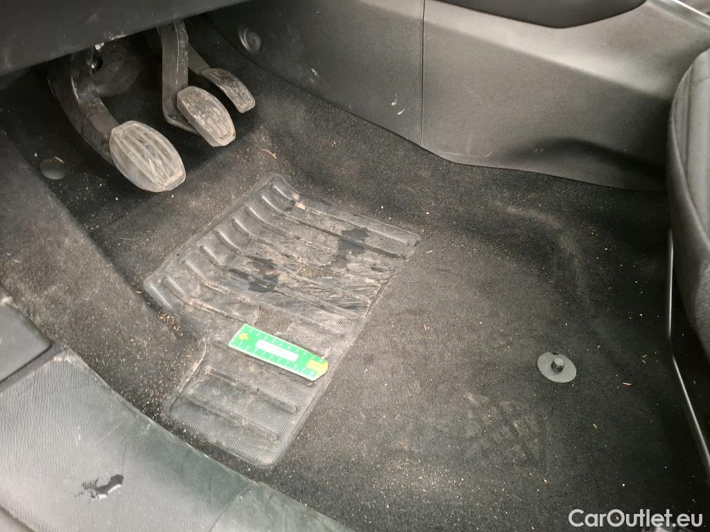  Peugeot  208  Style 1.2 PureTech 75CV BVM5 E6d #14