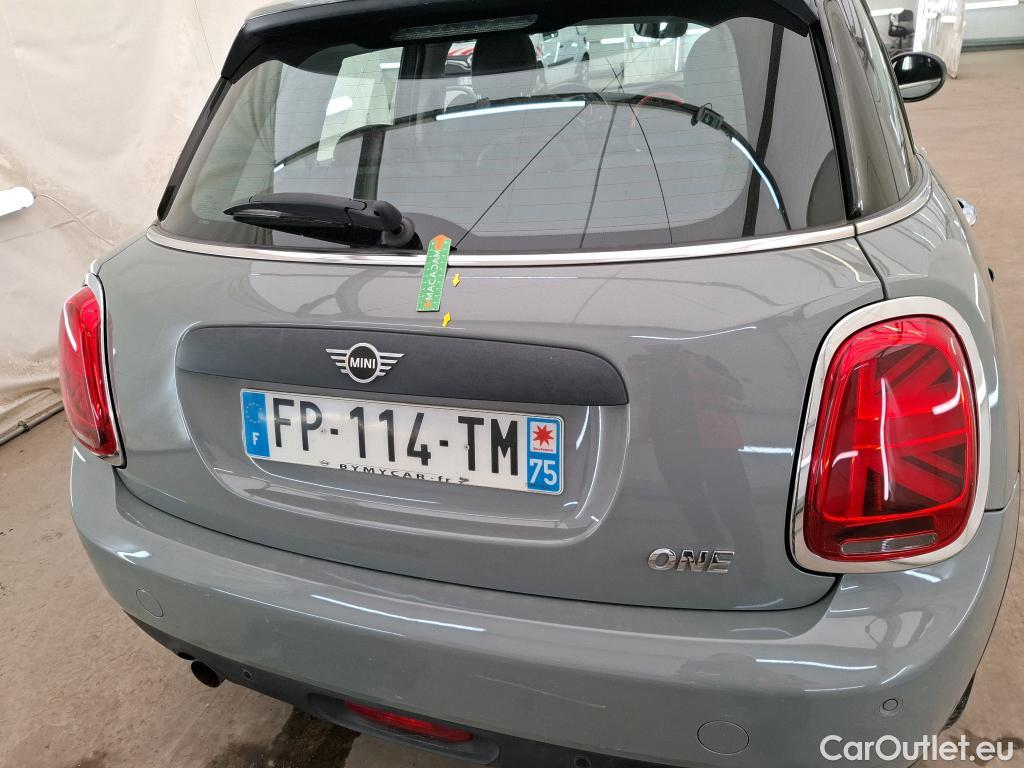  Mini  Cooper MINI Mini / 2014 / 5P / Berline One Edition Greenwich 102 ch #40