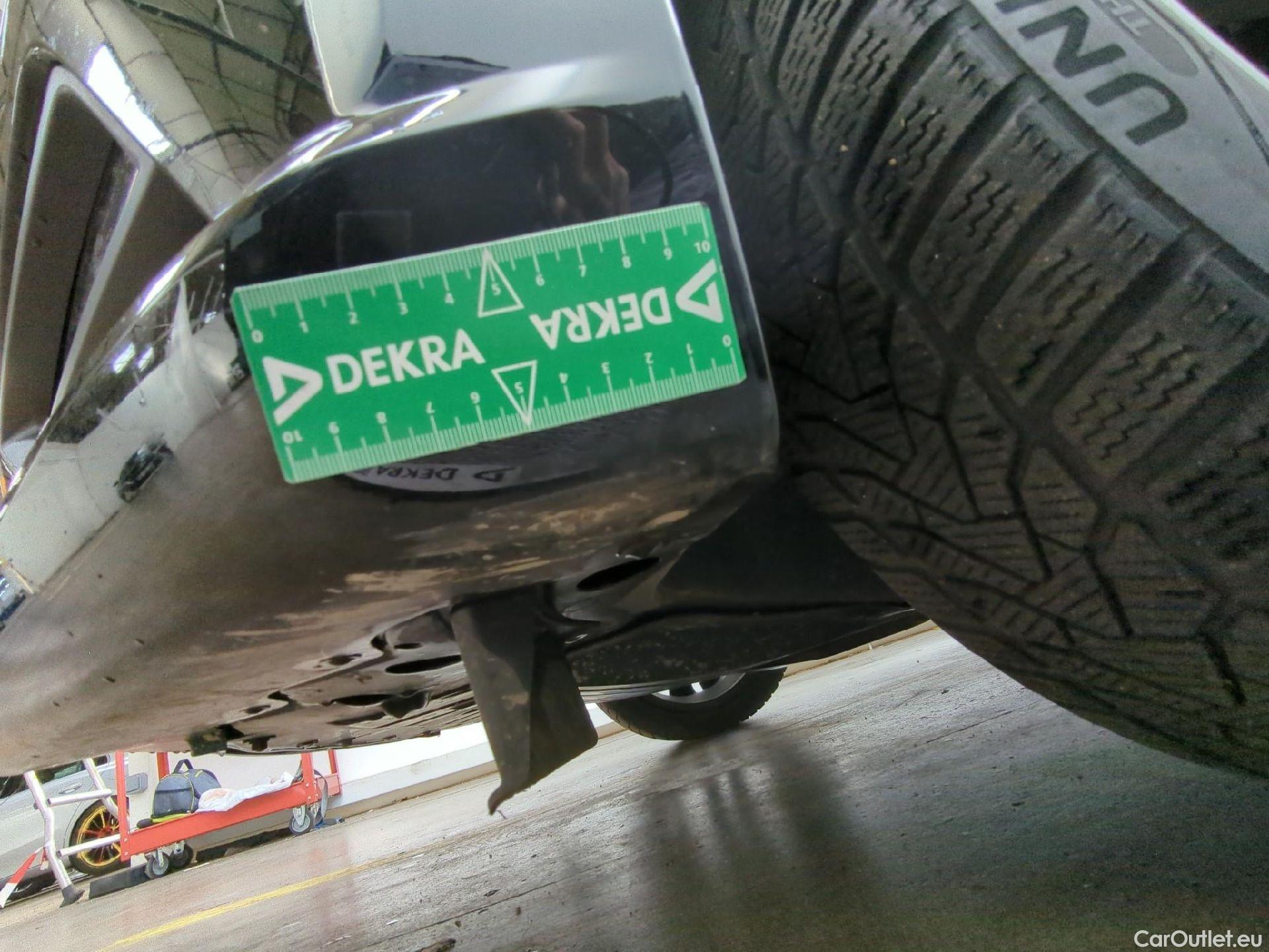  Nissan  Micra NISSAN  5p Berline IG-T 90 Tekna #8
