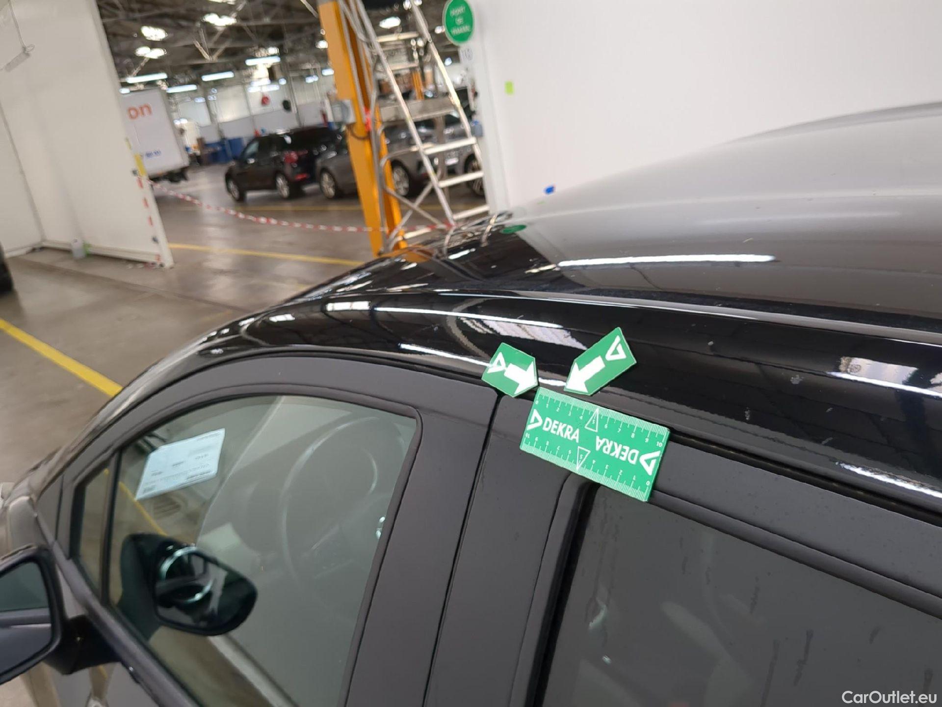  Nissan  Micra NISSAN  5p Berline IG-T 90 Tekna #19