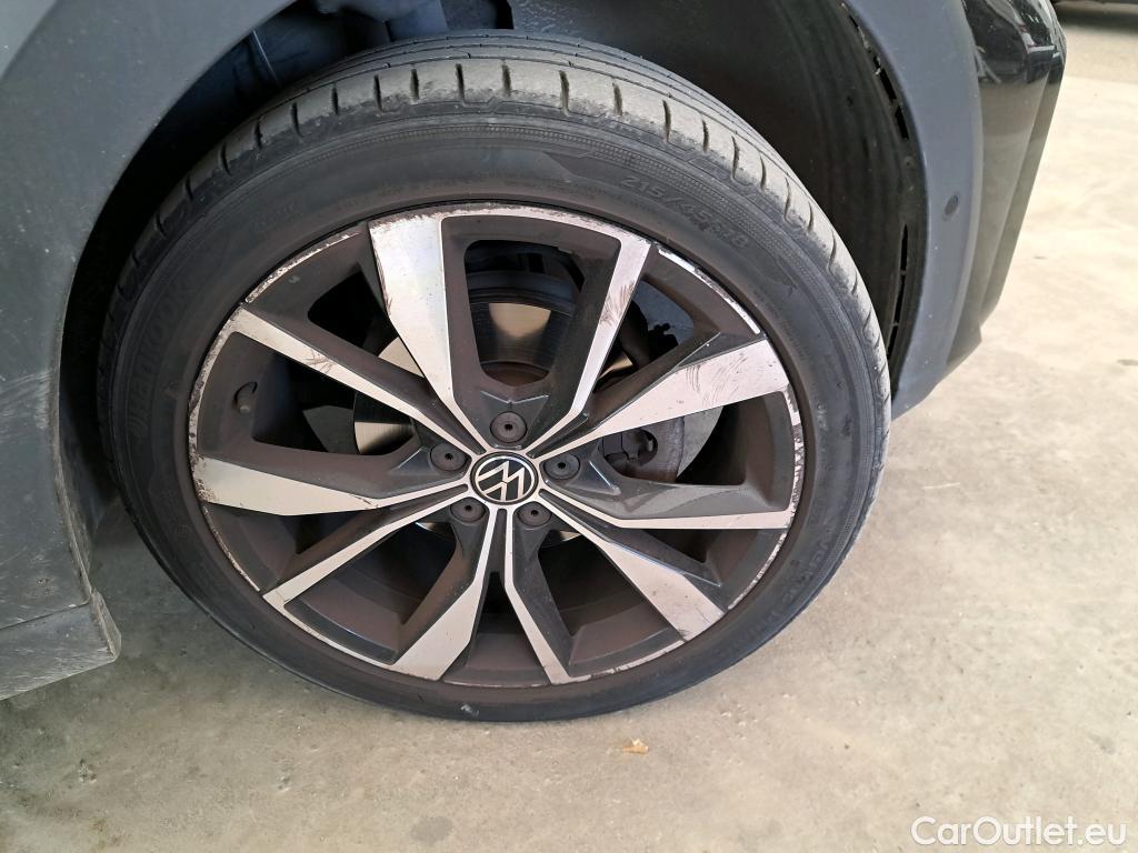  Volkswagen  Taigo  R-Line 1.5 TSI 150CV BVA7 E6d #18