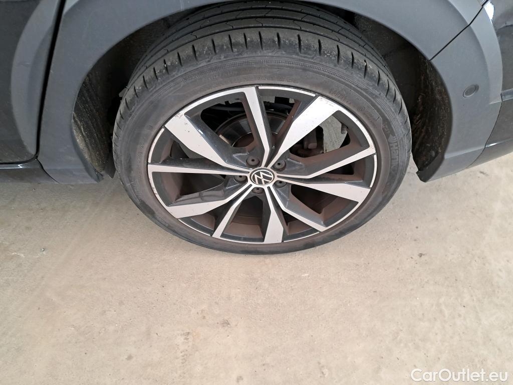  Volkswagen  Taigo  R-Line 1.5 TSI 150CV BVA7 E6d #36