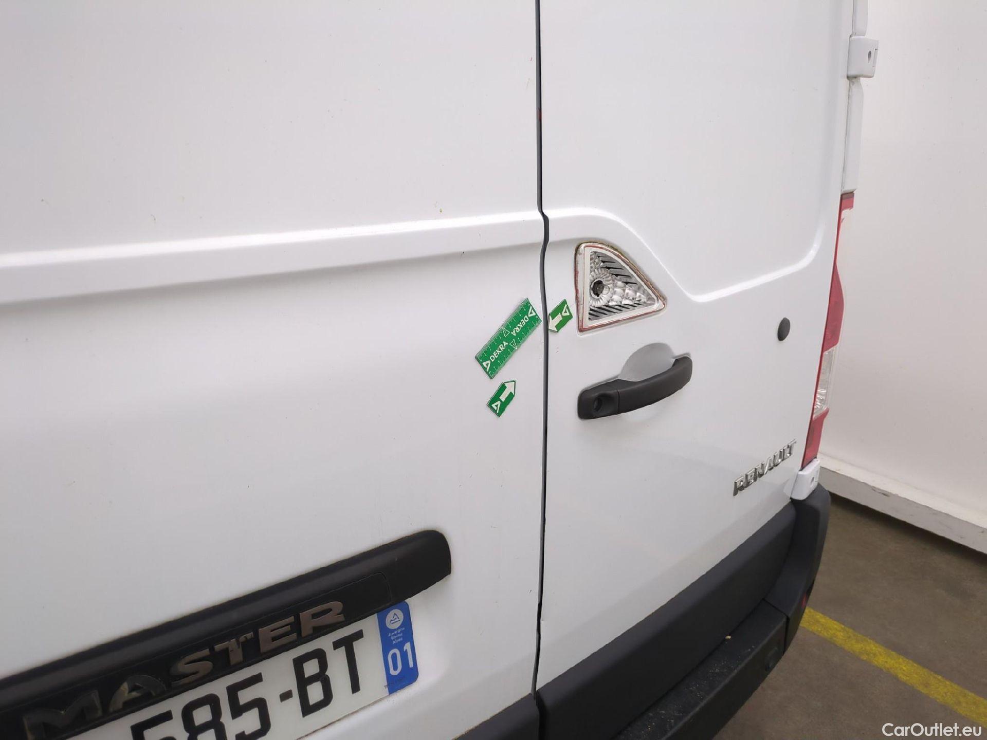  Renault  Master  III Fourgon L2H2 3 3 Grand Confort dCi 135CV BVM6 E6dT #38