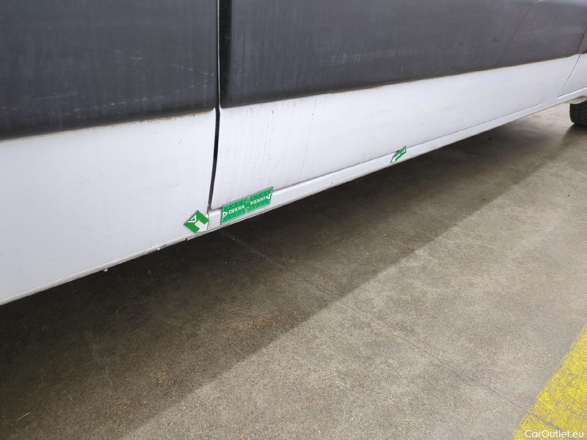  Renault  Master  III Fourgon L2H2 3 3 Grand Confort dCi 135CV BVM6 E6dT #19