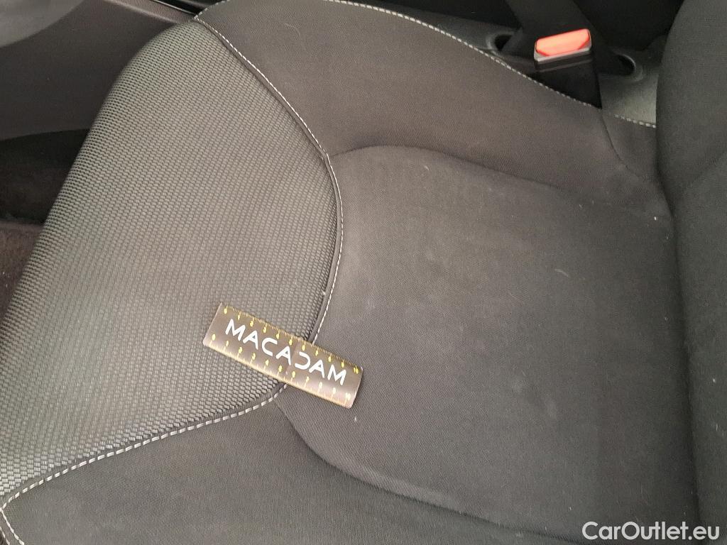  Renault  Clio  IV Business 0.9 TCe 90CV BVM5 E6 #41