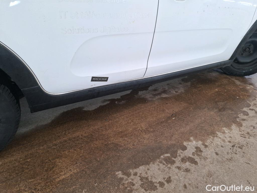  Citroen  C3  Société Feel Business R 1.5 BlueHDI 100CV BVM5 E6dT #28