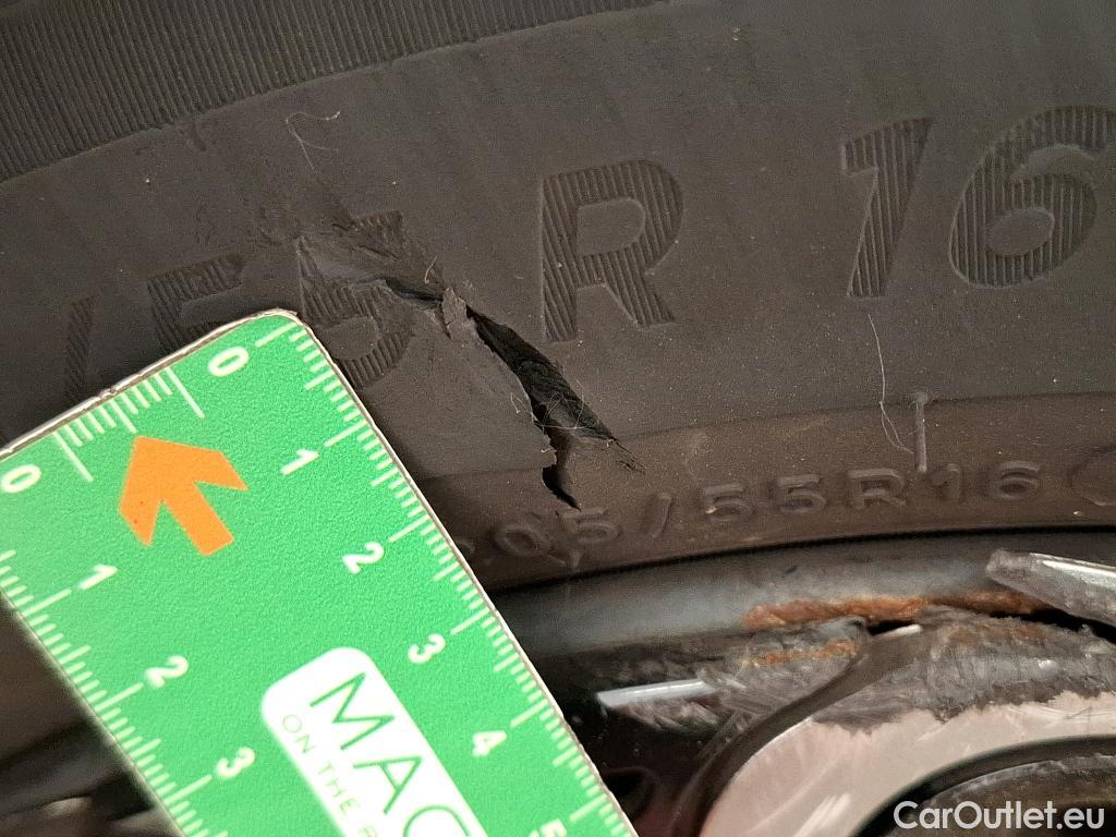  Citroen  C3 CITROEN  2020 5P Berline PureTech 83 BVM Feel Pack #4