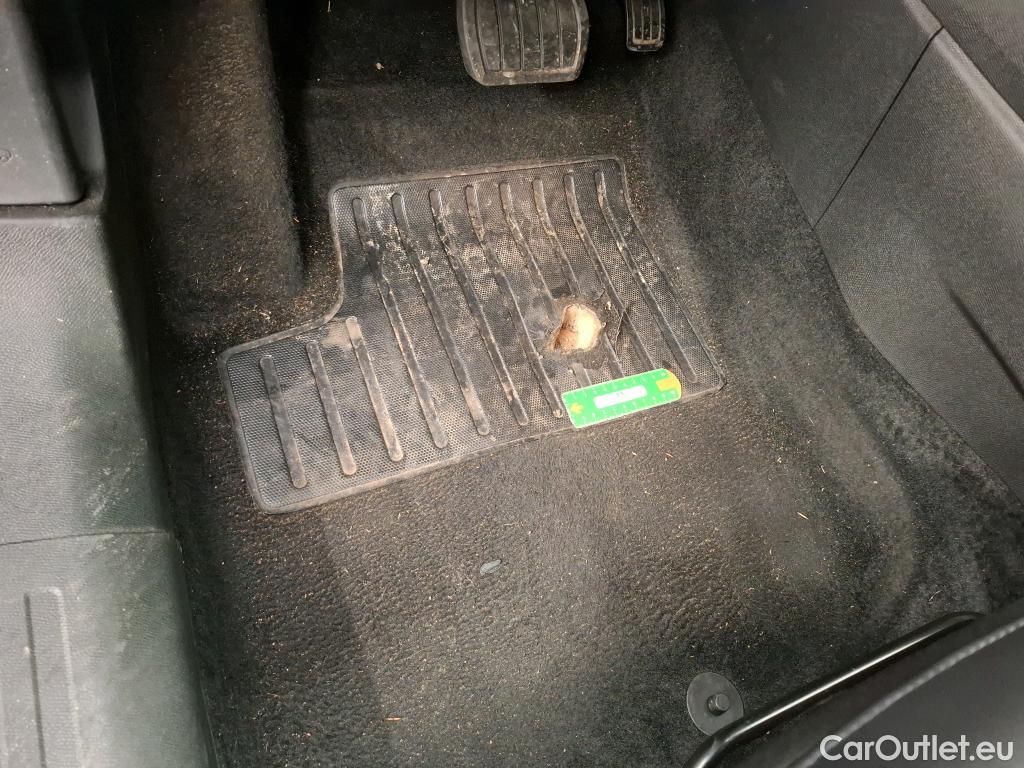  Citroen  C4 CITROEN  X / 2022 / 4P / Berline PureTech 130 S&S EAT8 Feel Pack #1