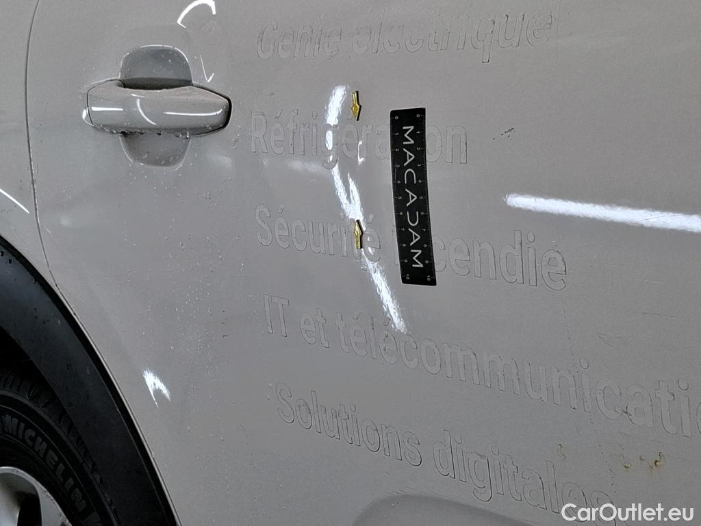 Citroen  C3  Société Feel Business R 1.5 BlueHDI 100CV BVM5 E6dT #19