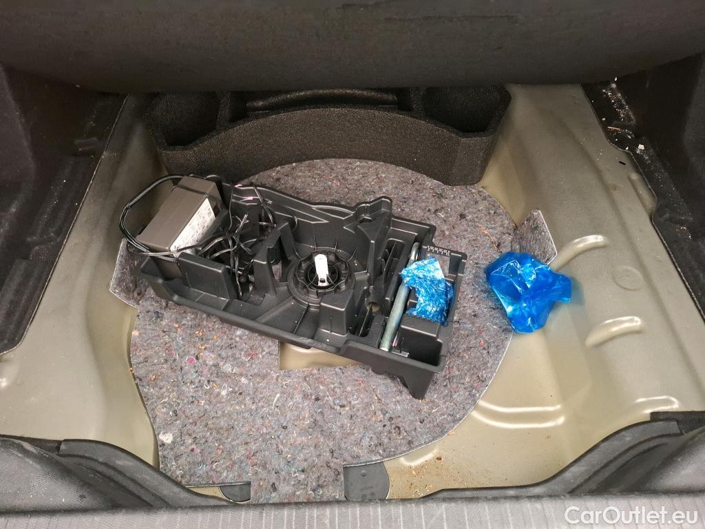  Citroen  C4 CITROEN  X / 2022 / 4P / Berline PureTech 130 S&S EAT8 Feel Pack #23