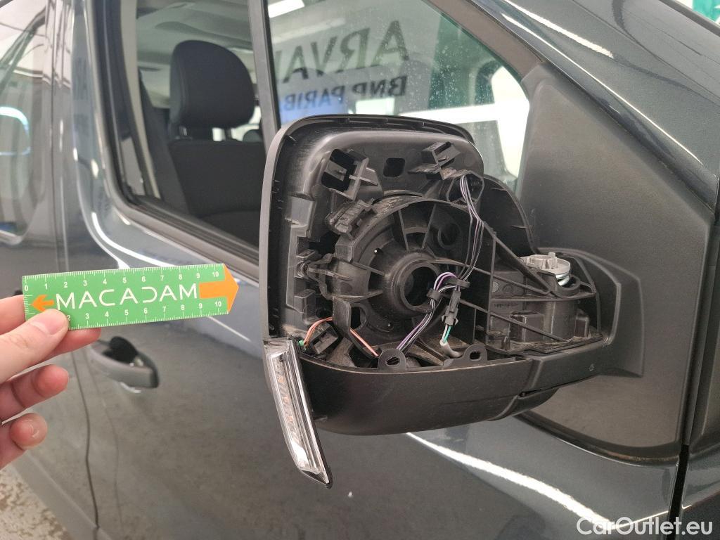  Nissan  NV300 NISSAN  / 2021 / 5P / Combi 2.0 dCi 150 S/S N-Connecta L2H1 3.0T #20