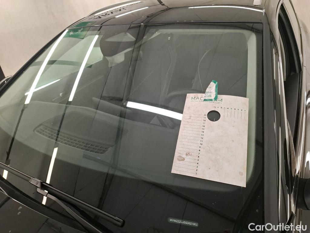  Volkswagen  Passat  Variant 1.5 eTSI 110 kW Life Plus TSI 150CV BVA7 6E #18