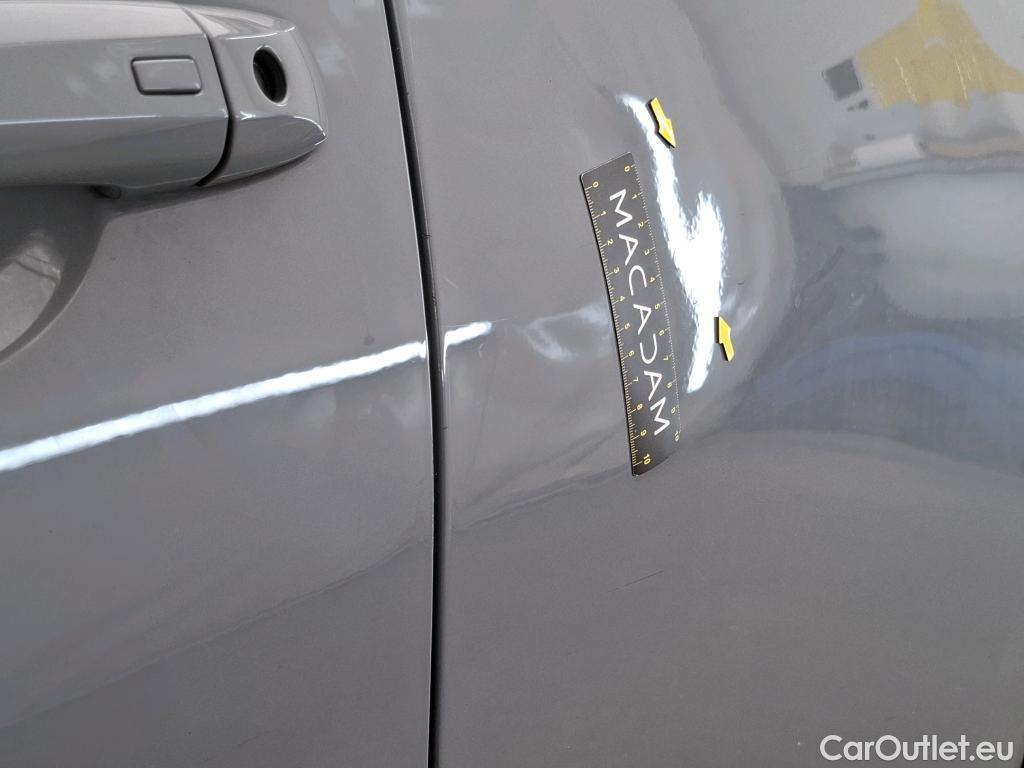  Nissan  Juke NISSAN  / 2019 / 5P / Crossover DIG-T 114 BVM6 Shadow(SP) #12