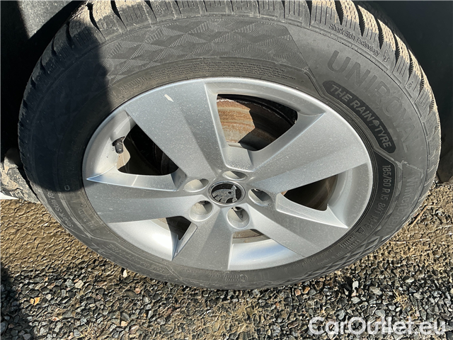  Skoda  Fabia  Com.1.0TSI 70 Ambition #6