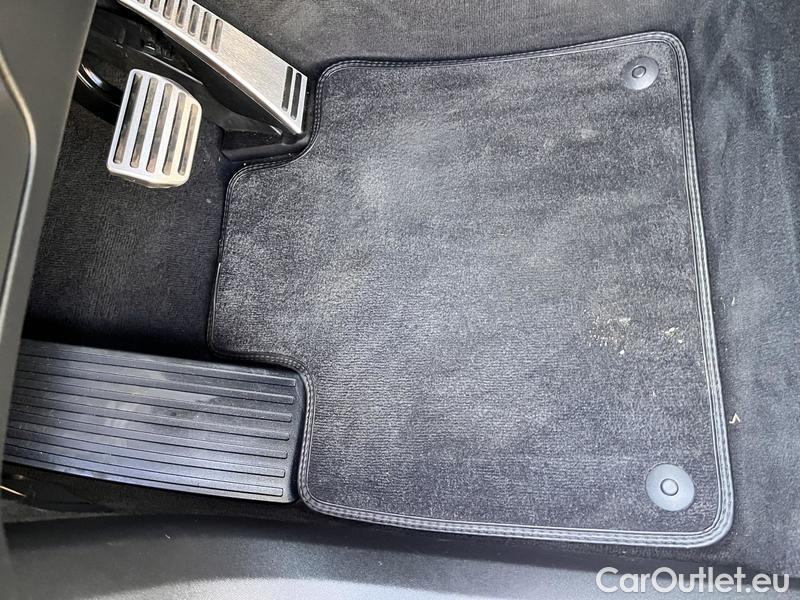  Volvo  XC90  (2002)  B5 D Core AWD AT #7