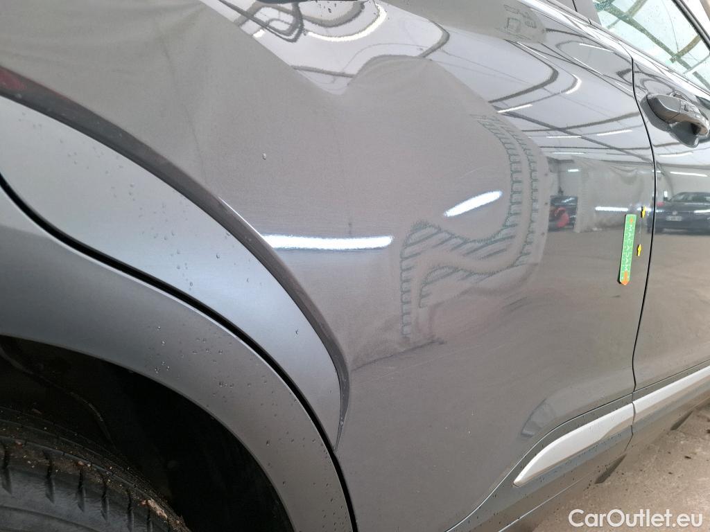  Hyundai  Konna HYUNDAI Kona / 2020 / 5P / SUV 1.6 HYBRID 141 EXECUTIVE HEV #8