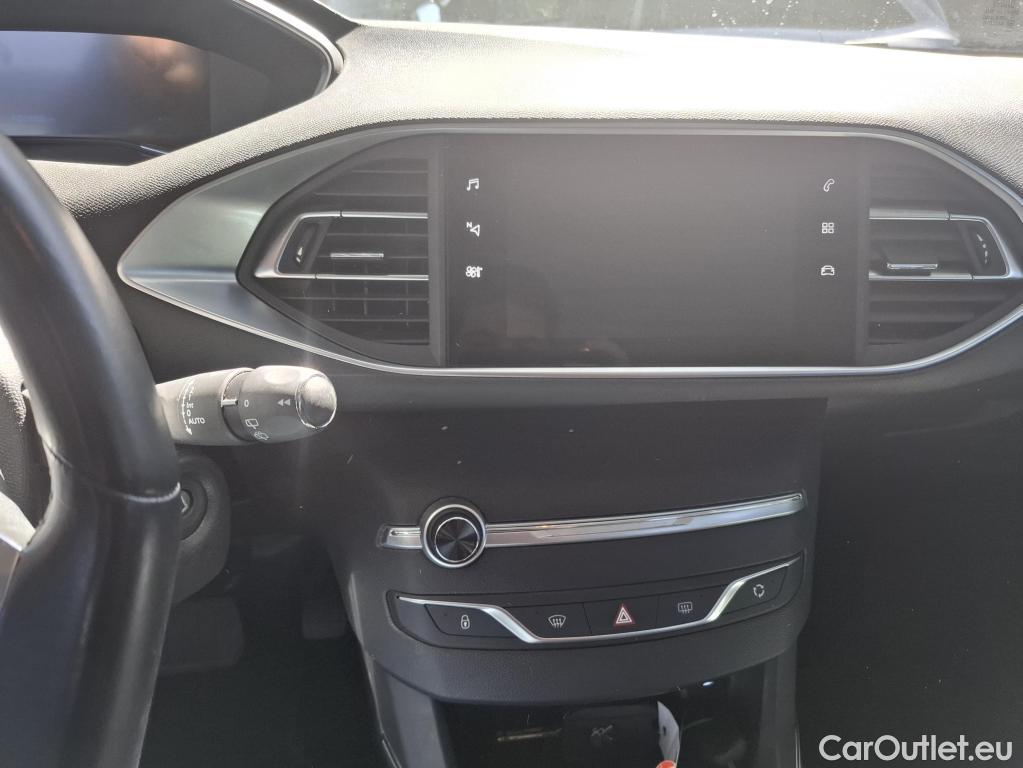  Peugeot  308  SW Active Business 1.5 HDi 130CV BVA8 E6d #18