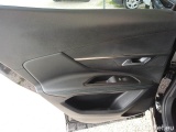  Peugeot  3008 PEUGEOT  / 2020 / 5P / SUV BLUEHDI 130 EAT8 SeS ALLURE #104